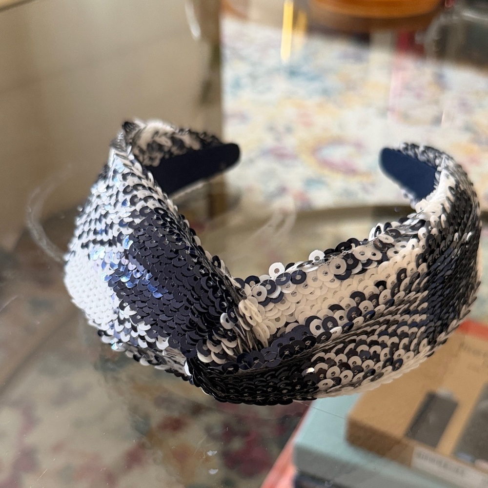 Vineyard Vines Navy and White Sequin Headband